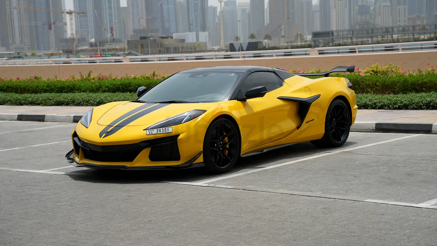 2025 Chevrolet Corvette for Rent in Al Barsha 1 photo 2