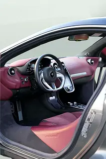 2022 McLaren GT for Rent in Al Barsha 1 photo 4