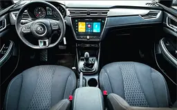 2025 MG MG5 for Rent in Al Barsha 1 photo 5
