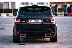 Hire 2022 Land Rover Range Rover Sport in Al Quoz 4 — Flexible Rental in Al Quoz 4 photo 6