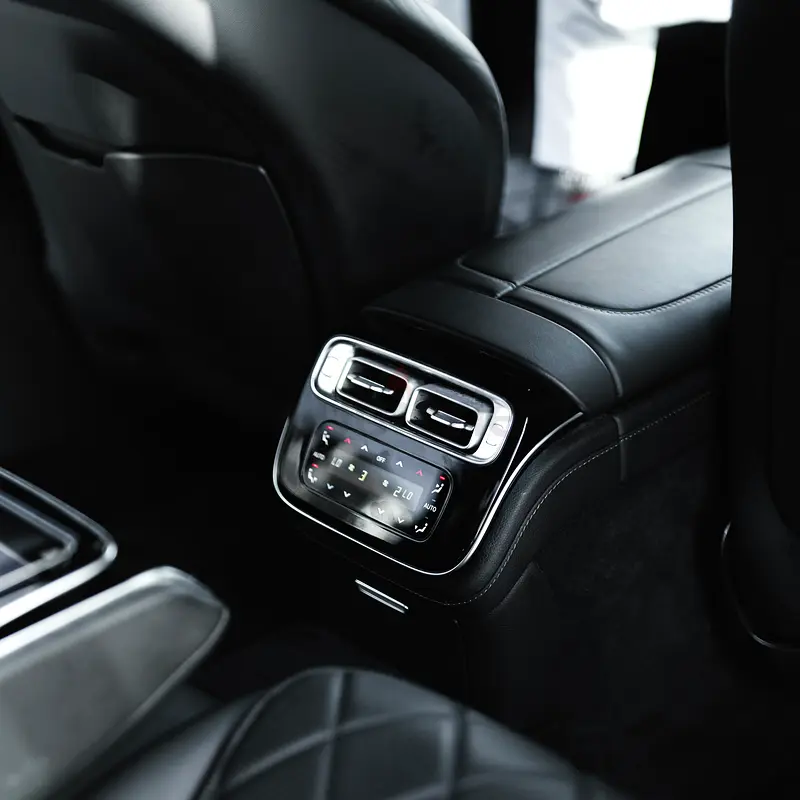 2023 Mercedes-Benz S-Class for Rent in Al Quoz 4 photo 7