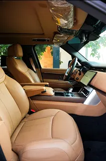 Rent 2024 Land Rover Range Rover in Oud Metha | Free Delivery in Oud Metha photo 6