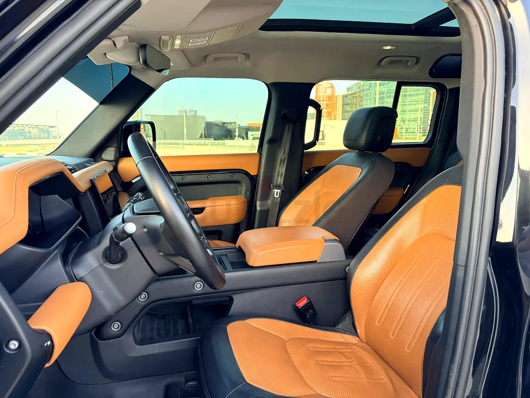 2022 Land Rover Defender for Rent in Oud Metha photo 5
