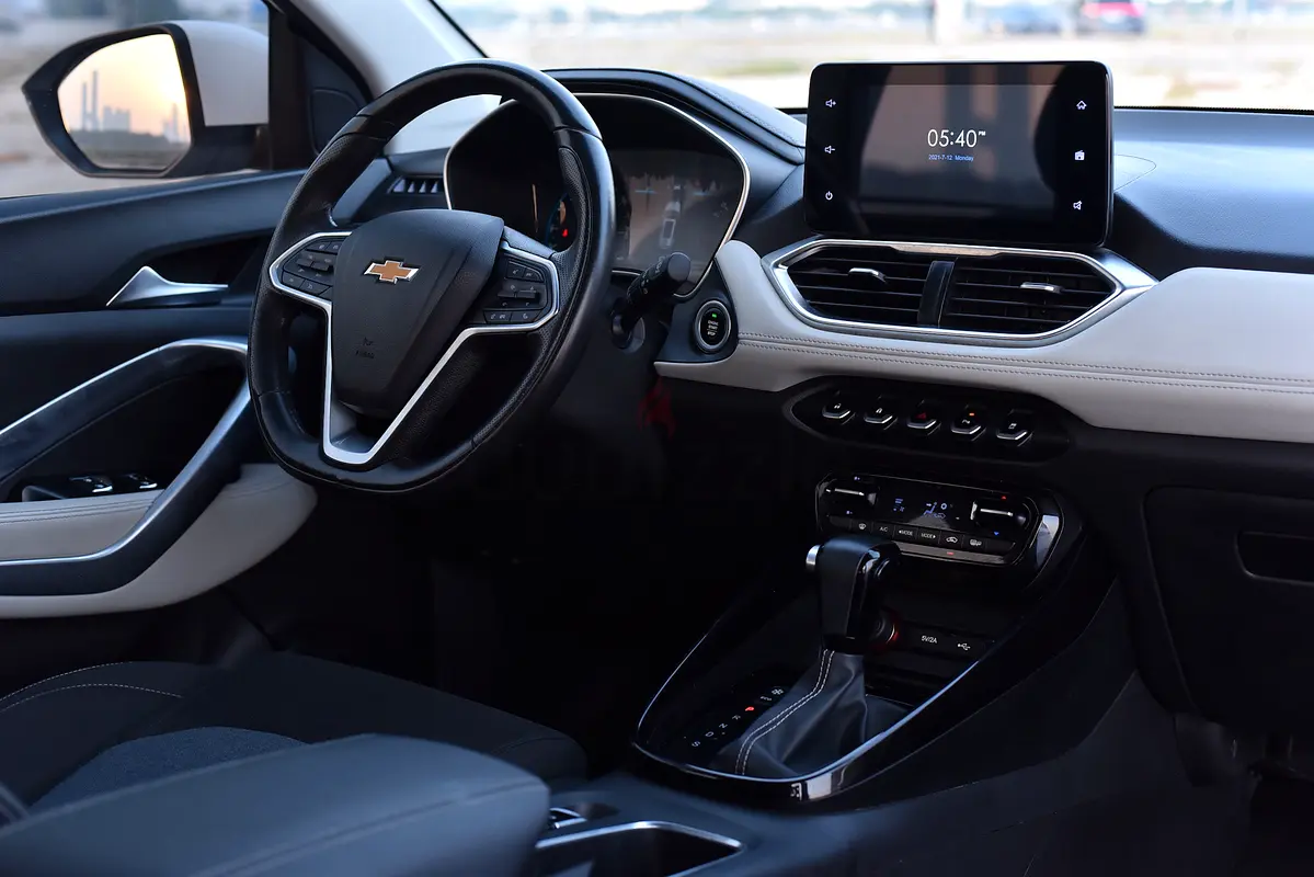 2023 Chevrolet Captiva for Rent in Al Garhoud photo 10
