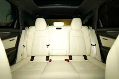 2025 Audi RS6 for Rent in Al Barsha 1 photo 6