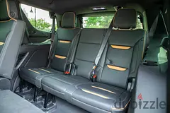 Rent 2023 GMC Yukon in Palm Jumeirah — Rent Online with Drivaza photo 9