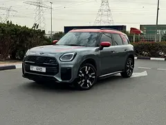 Rent a 2025 MINI Countryman in Ras Al Khor Industrial 1 photo 3