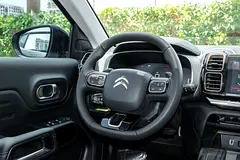 2025 Citroen C5 for Rent in Business Bay photo 8