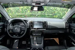 2025 Citroen C5 for Rent in Business Bay photo 9