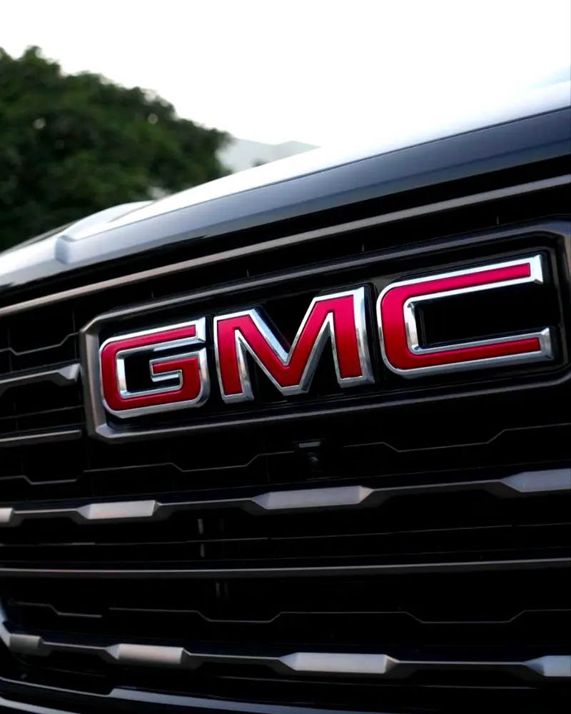 2026 GMC Yukon Rental in Al Quoz 3 — Daily, Weekly & Monthly Hire photo 4