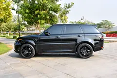 2021 Land Rover Range Rover Sport for Rent in Palm Jumeirah photo 7