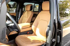 2025 Land Rover Defender for Rent in Motor City photo 7