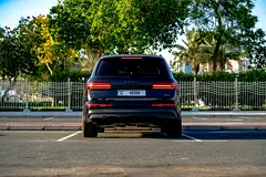 2023 Audi Q7 for Rent in Al Barsha 1 photo 9