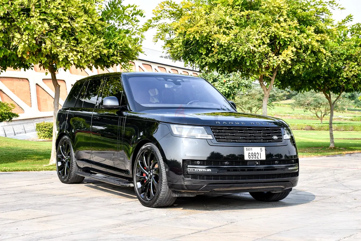 2023 Land Rover Range Rover for Rent in Palm Jumeirah rental in Palm Jumeirah, Dubai