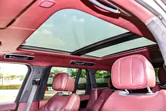 2023 Land Rover Range Rover for Rent in Palm Jumeirah photo 8