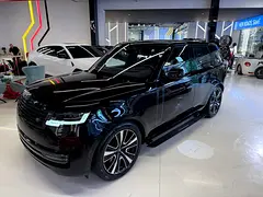 2024 Land Rover Range Rover for Rent in Business Bay (Black, Automatic, 5 Seater) photo 3
