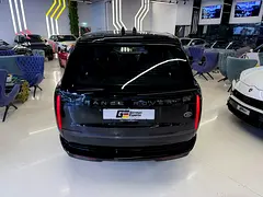 2024 Land Rover Range Rover for Rent in Business Bay (Black, Automatic, 5 Seater) photo 6