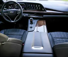 Rent 2021 Cadillac Escalade in Palm Jumeirah photo 4