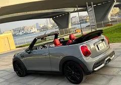 2022 MINI Cooper for Rent in Palm Jumeirah photo 5
