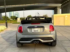 2022 MINI Cooper for Rent in Palm Jumeirah photo 7