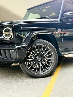2025 Mercedes-Benz G-Class for Rent in Business Bay (Black, Automatic, 5 Seater, GT4 A) photo 4