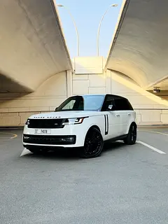 Hire 2025 Land Rover Range Rover in Business Bay — Daily, Weekly & Monthly Hire