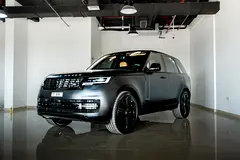 2023 Land Rover Range Rover for Rent in Al Quoz 3 (Black) photo 4