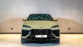 2025 Lamborghini Urus for Rent in Al Quoz Industrial Area 3 photo 3