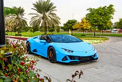2024 Lamborghini Huracan for Rent in Al Quoz 1 photo 3