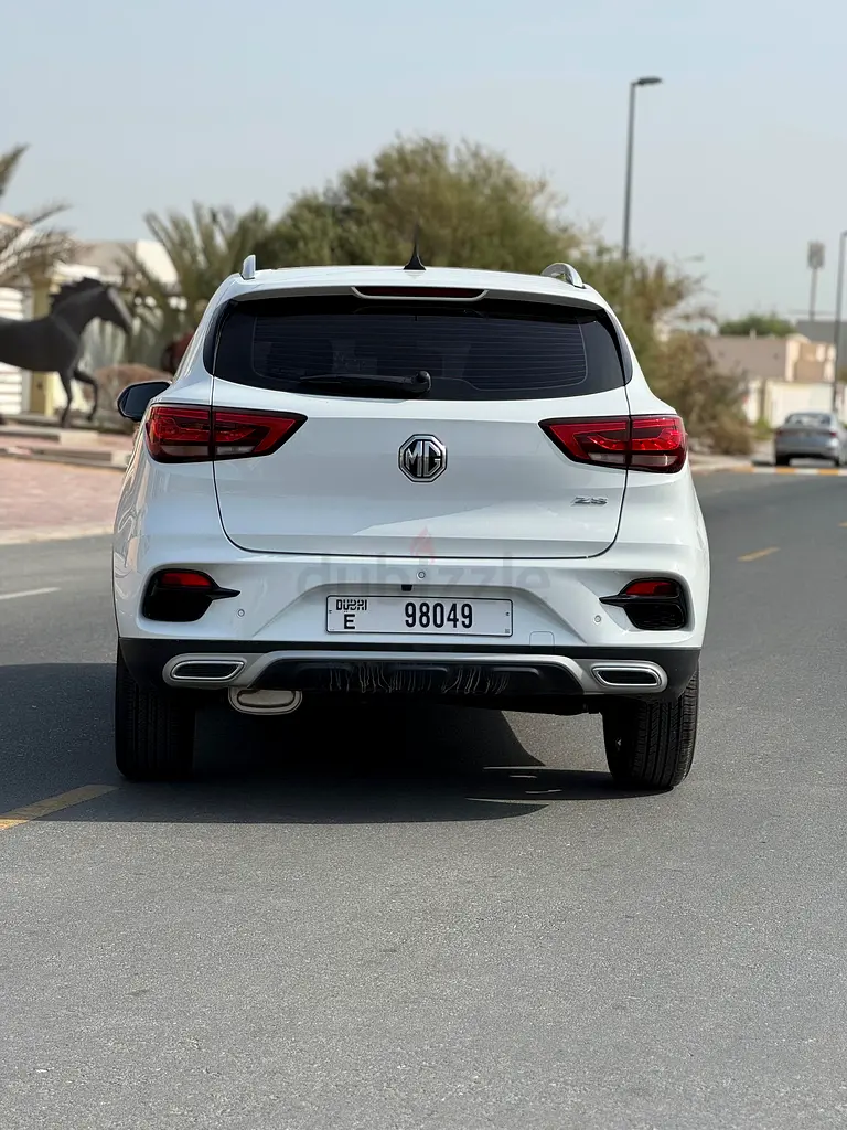 2025 MG ZS for Rent in Al Karama photo 9