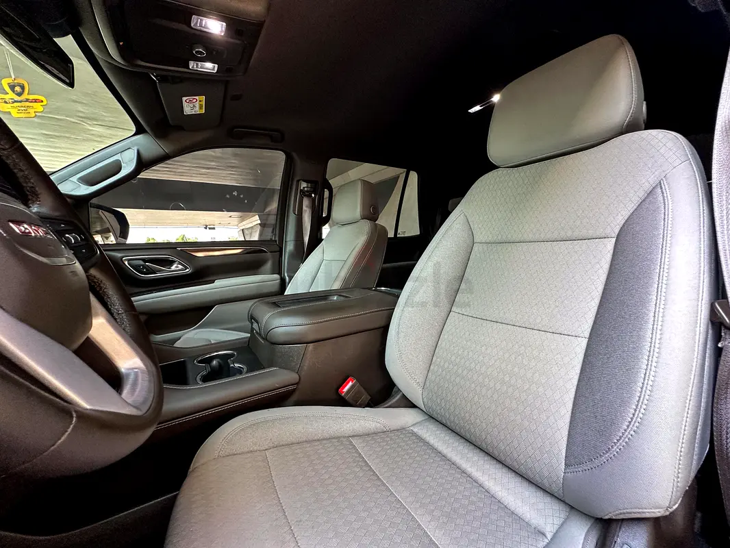 2022 GMC Yukon for Rent in Sheikh Zayed Road (Black, Automatic, 7 Seater) photo 5