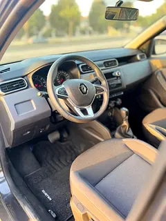 2025 Renault Duster for Rent in Al Barsha 1 (White, Automatic, 5 Seater, Fleet Master) photo 9
