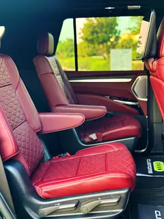 2025 Cadillac Escalade Rental in Central Park photo 8