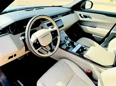2021 Land Rover Range Rover Velar for Rent in Oud Metha (Black) photo 7