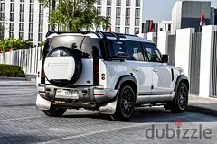 2023 Land Rover Defender for Rent in Downtown Dubai photo 5