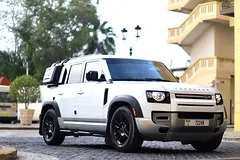 2023 Land Rover Defender for Rent in Downtown Dubai photo 7