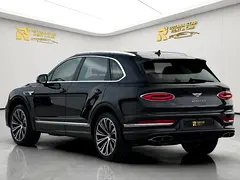2023 Bentley Bentayga for Rent in Al Barsha 1 (Black) photo 6