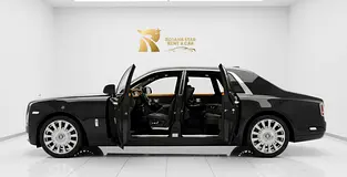 2022 Rolls-Royce Phantom for Rent in Al Barsha 1 photo 2
