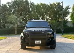 Rent a 2022 Land Rover Defender in Dubai Marina — Flexible Rental in Dubai Marina photo 6