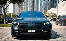 Rent 2021 Mercedes-Benz S-Class in Downtown Dubai | Insured Self-Drive Rental photo 5