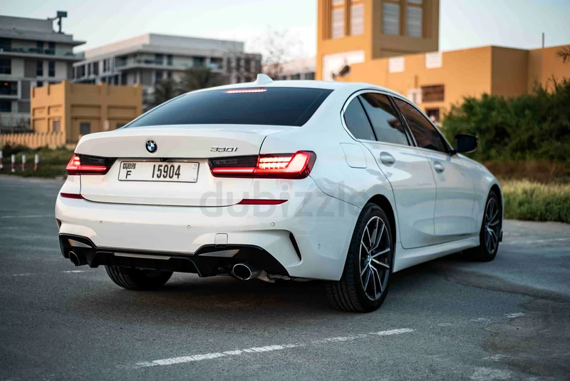 Rent 2020 BMW 3-Series in Al Quoz 4 photo 7