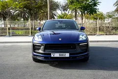 2023 Porsche Macan for Rent in Al Barsha 1 photo 2