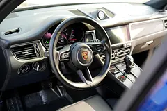 2023 Porsche Macan for Rent in Al Barsha 1 photo 4