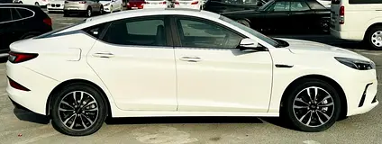 Hire 2023 JAC J7 in Deira — Rent Online with Drivaza photo 3