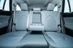 2023 Toyota Highlander Rental in Nad Al Sheba 3 | Insured Self-Drive Rental photo 8