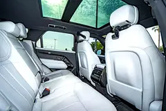 2025 Land Rover Range Rover Sport for Rent in Al Barsha 1 (Black) photo 9