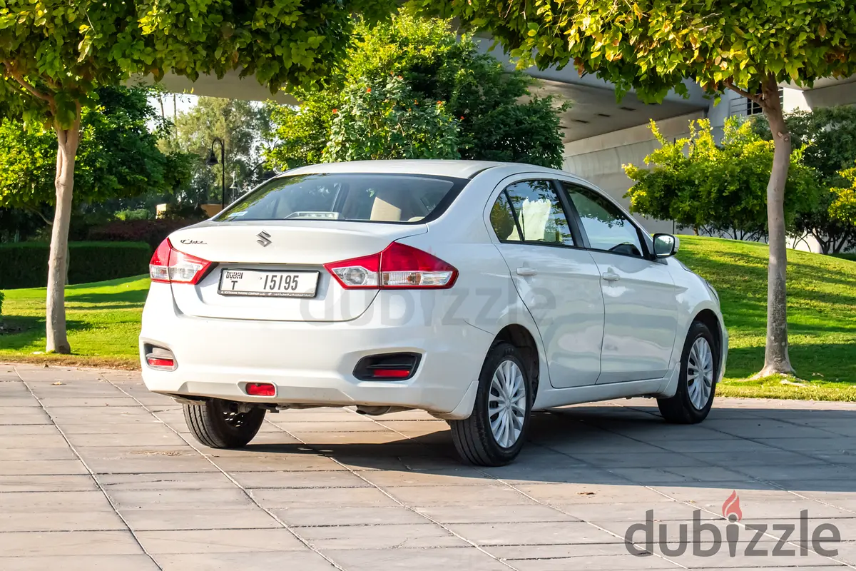 Rent 2024 Suzuki Ciaz in Jebel Ali photo 5