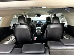 2024 Kia Carnival for Rent in Al Mamzar photo 10
