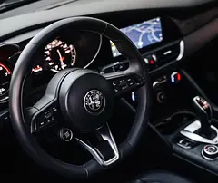 Rent 2022 Alfa Romeo Giulia in Al Barsha 1 photo 3