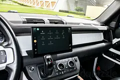 2022 Land Rover Defender for Rent in Business Bay photo 7